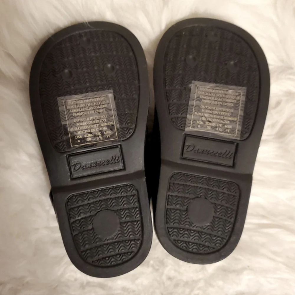 NWT Danuccelli Baby Boys Black Buckle Shoes - Size 4